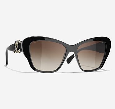 chanel oculos|Chanel unveils its Winter 2021 Eyewear Collection.